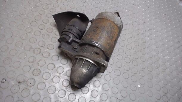 Foto: ANLASSER / STARTER BOSCH eines BMW 318i
