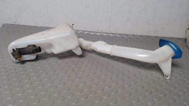 Foto: SCHEIBENWASCHBEHÄLTER eines Seat Ibiza 1.2 12V