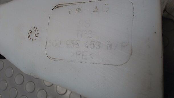 Foto: SCHEIBENWASCHBEHÄLTER eines Seat Ibiza 1.2 12V