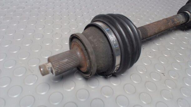 Foto: ANTRIEBSWELLE LINKS eines Seat Ibiza 1.2 12V