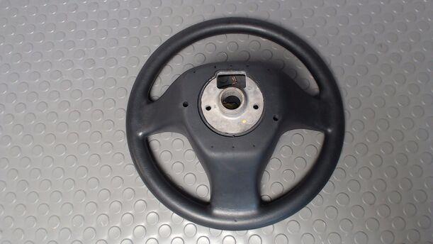 Foto: LENKRAD OHNE AIRBAG eines Seat Ibiza 1.2 12V
