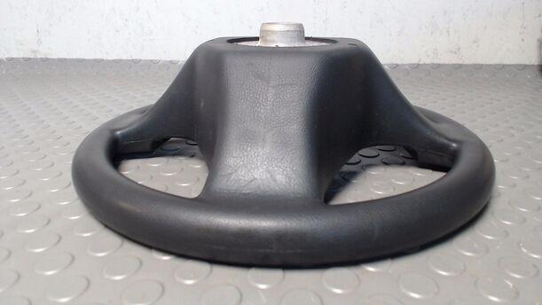Foto: LENKRAD OHNE AIRBAG eines Seat Ibiza 1.2 12V