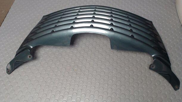Foto: KÜHLERGRILL eines Chrysler PT Cruiser 2.0