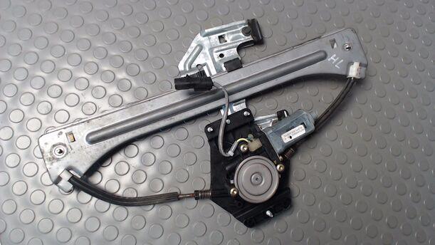 Foto: FENSTERHEBER ELEKTRISCH HINTEN LINKS eines Chrysler PT Cruiser 2.0