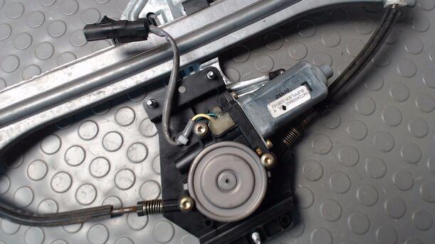 Foto: FENSTERHEBER ELEKTRISCH HINTEN LINKS eines Chrysler PT Cruiser 2.0