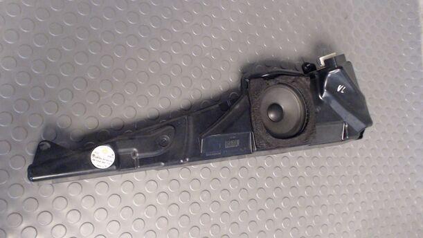 Foto: TÜRLAUTSPRECHER VORN LINKS UNTEN eines BMW 520i