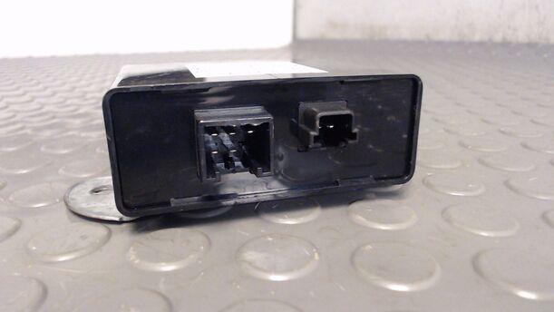 Foto: STEUERGERÄT FENSTERHEBER eines Rover 214 C
