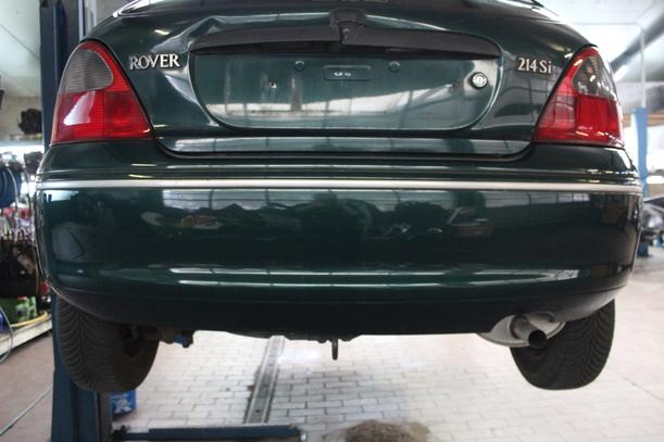 Foto: STOßSTANGE HINTEN eines Rover 214