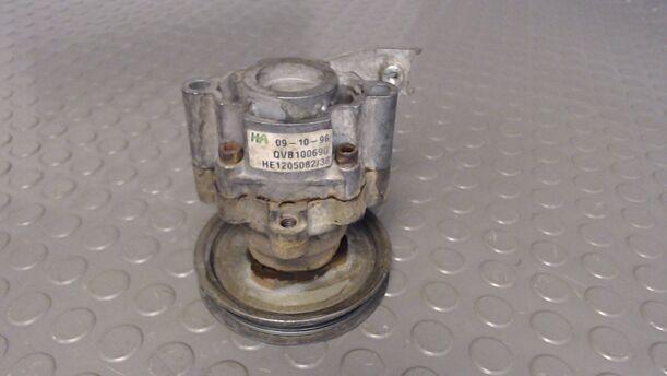 Foto: PUMPE SERVOLENKUNG / SERVOPUMPE eines Rover 214