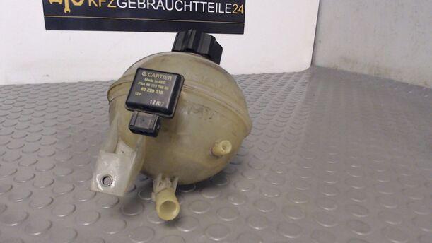 Foto: AUSGLEICHSBEHÄLTER eines Peugeot 206 HDi eco 70