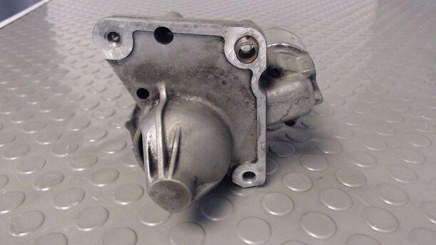 Foto: ANLASSER / STARTER eines Peugeot 206 HDi eco 70