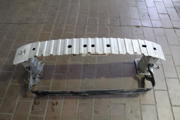 Foto: VERSTÄRKUNG VORN eines Ford Focus C-MAX 1.6 C