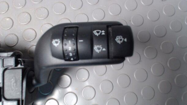Foto: BLINKSCHALTER/KOMBISCHALTER eines Ford Focus C-MAX 1.6