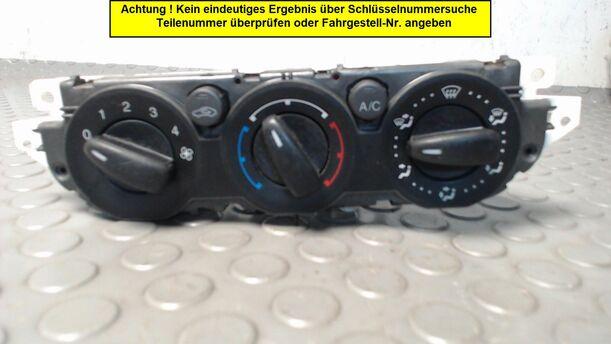 Foto: HEIZUNGSBETÄTIGUNG eines Ford Focus C-MAX 1.6