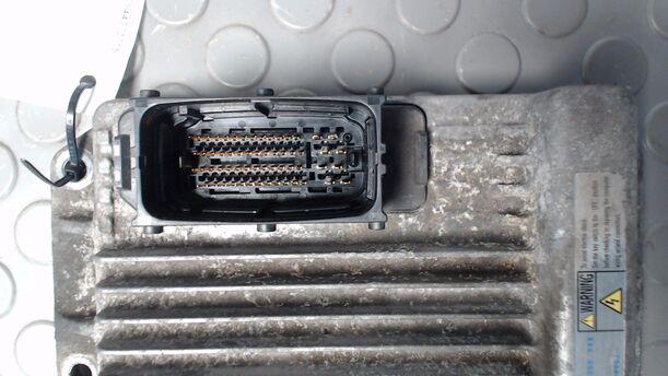Foto: STEUERGERÄT EINSPRITZUNG eines Opel Meriva 1.7 CDTI