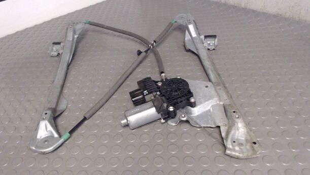 Foto: FENSTERHEBER ELEKTRISCH VORN LINKS (4/5-Türer) eines Ford Focus DI