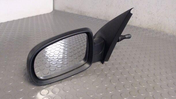 Foto: AUSSENSPIEGEL MECHANISCH VERSTELLBAR LINKS eines Opel Corsa 1.2 16V SLX