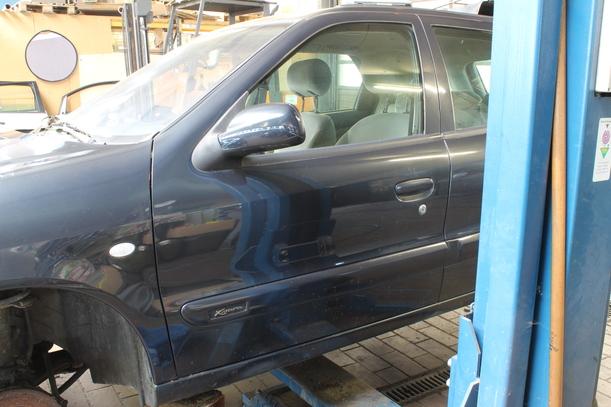 Foto: TÜR VORN LINKS (4/5-Türer) eines Citroen Xsara Kombi 1.6 16V