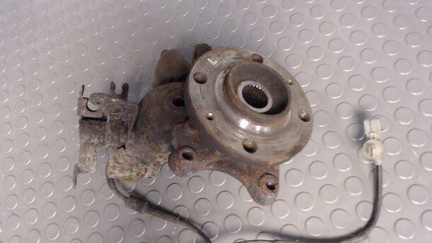 Foto: ACHSSCHENKEL VORN LINKS eines Citroen Xsara Kombi 1.6 16V