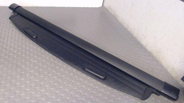 Foto: LADERAUMABDECKUNG eines Citroen Xsara Kombi 1.6 16V LS
