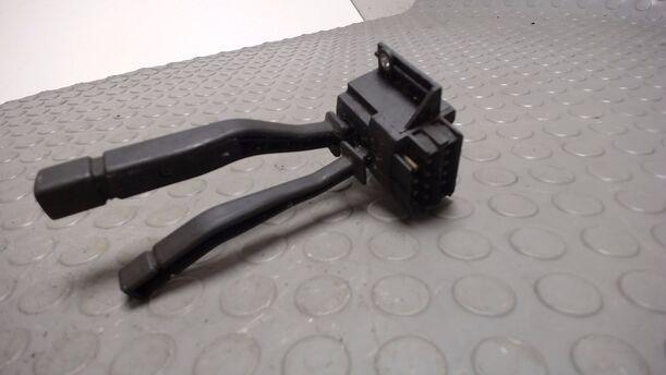 Foto: SCHEIBENWISCHERSCHALTER eines FORD ESCORT 1,3
