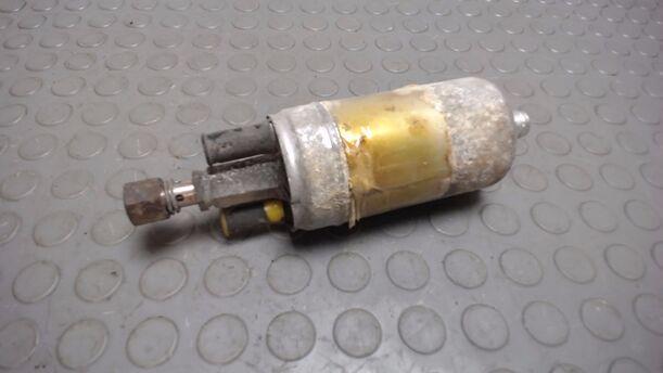 Foto: KRAFTSTOFFPUMPE eines FORD XR3I