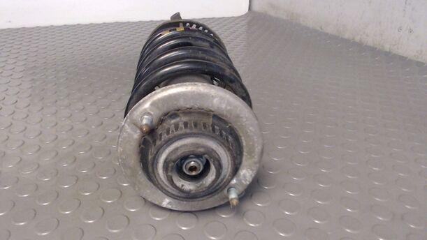 Foto: FEDERBEIN VORN LINKS eines Audi A4 Avant 1.6 C