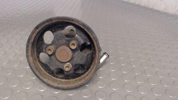 Foto: PUMPE SERVOLENKUNG / SERVOPUMPE eines Audi A4 Avant 1.6