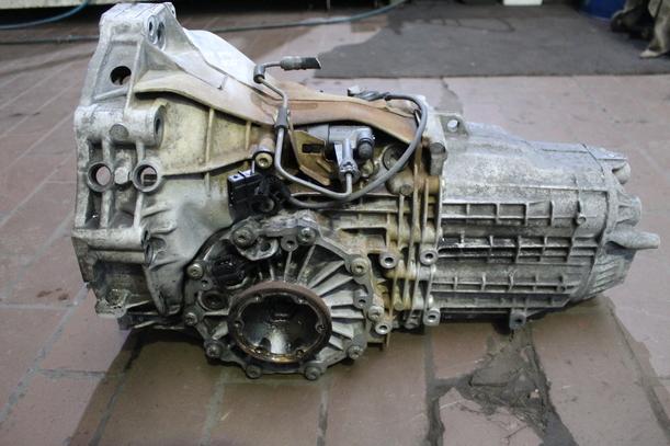 Foto: SCHALTGETRIEBE 5-GANG DWG eines Audi A4 Avant 1.6