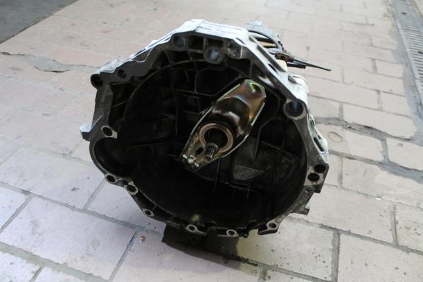 Foto: SCHALTGETRIEBE 5-GANG DWG eines Audi A4 Avant 1.6