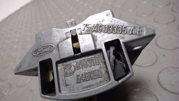 Foto: BLINKSCHALTER/KOMBISCHALTER eines FORD ESCORT 1,3