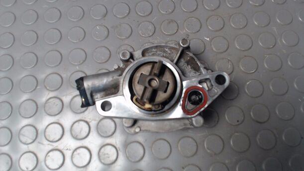 Foto: VAKUUMPUMPE eines Ford Fiesta 1.4 TDCI Durashift-EST GL