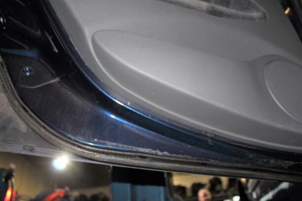 Foto: TÜR HINTEN LINKS eines Citroen C5 2.0