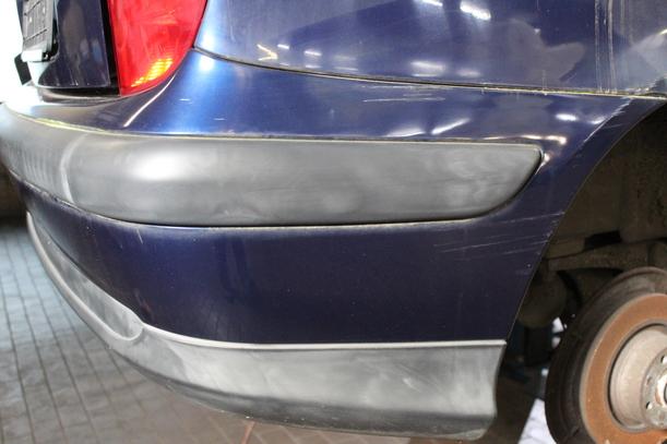 Foto: STOSSFÄNGER/ STOßSTANGE HINTEN eines Citroen C5 2.0