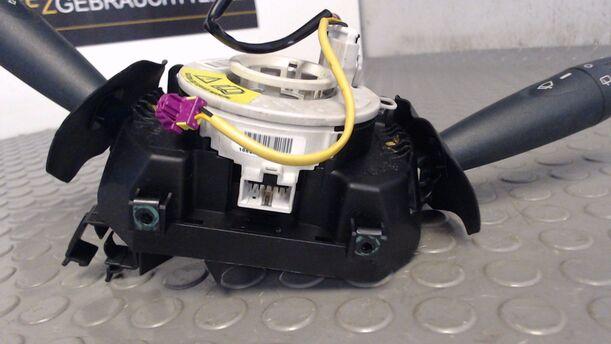 Foto: KOMBISCHALTER / LENKSTOCKSCHALTER eines Ford Ka 1.2 C
