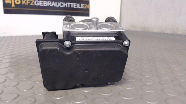 Foto: HAUPTBREMSAGGREGAT ABS eines Dacia Sandero 1.4 MPI