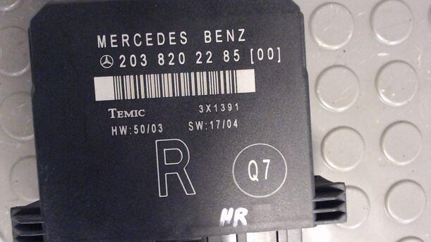 Foto: TÜRSTEUERGERÄT HINTEN RECHTS eines Mercedes-Benz C 200 CDI C