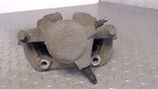 Foto: BREMSSATTEL VORN LINKS eines Mercedes-Benz C 200 CDI