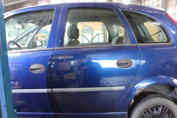 Foto: TÜR HINTEN LINKS eines Opel Meriva 1.6 16V Jeans