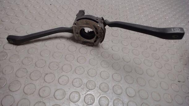 Foto: BLINKSCHALTER/KOMBISCHALTER eines VW JETTA