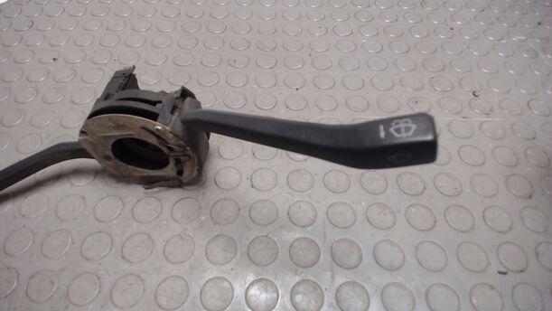 Foto: BLINKSCHALTER/KOMBISCHALTER eines VW JETTA