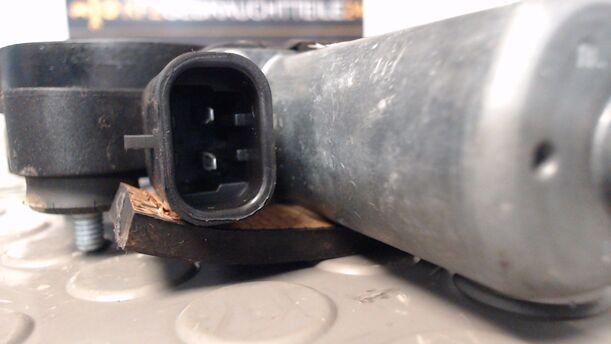 Foto: FENSTERHEBER ELEKTRISCH VORN LINKS eines Fiat Panda 1.2 Jeans