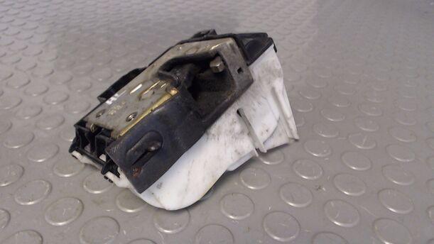 Foto: TÜRSCHLOSS HINTEN LINKS eines VW Golf Variant 1.8 Jeans