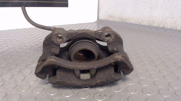 Foto: BREMSSATTEL VORN LINKS eines VW Golf Variant 1.8