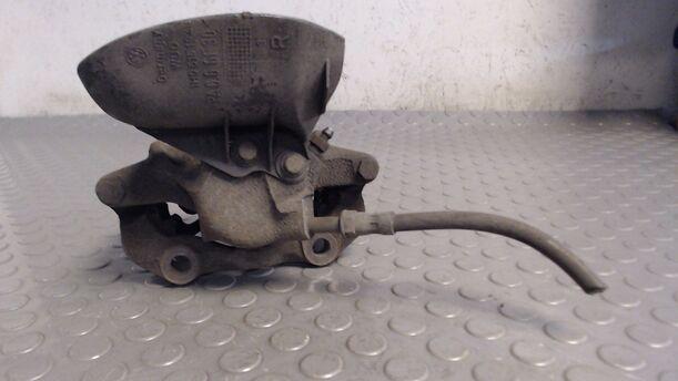Foto: BREMSSATTEL VORN RECHTS eines VW Golf Variant 1.8