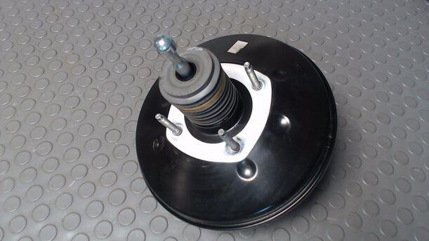 Foto: BREMSKRAFTVERSTÄRKER eines Ford Ka 1.2 255 592/Z24