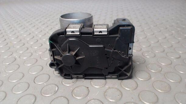 Foto: DROSSELKLAPPENSTUTZEN MAGNETI MARELLI eines Ford Ka 1.2 255 592/Z24