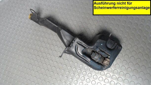Foto: SCHEIBENWASCHBEHÄLTER eines Opel Astra 1.9 CDTI Caravan DPF Jeans
