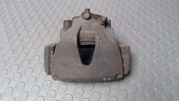 Foto: BREMSSATTEL VORN LINKS eines Opel Astra 1.9 CDTI Caravan DPF Jeans