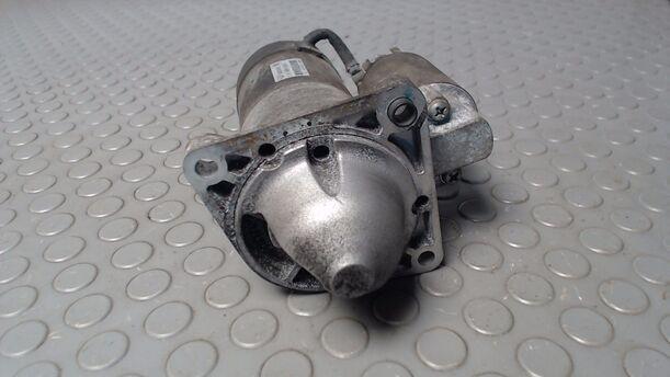 Foto: ANLASSER / STARTER eines Opel Astra 1.9 CDTI Caravan DPF Jeans